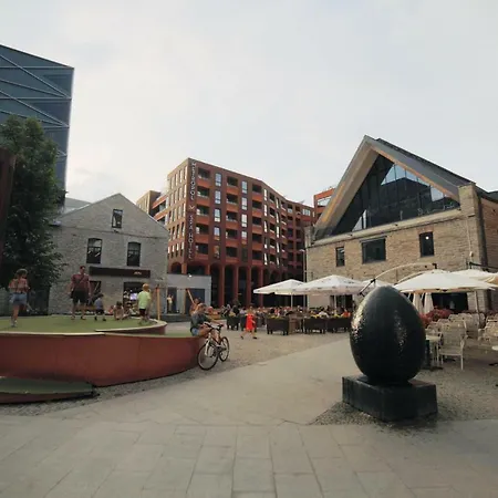 Modern Luxury In Centre